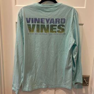 Vineyard Vines LS Men’s Medium shirt, like new!